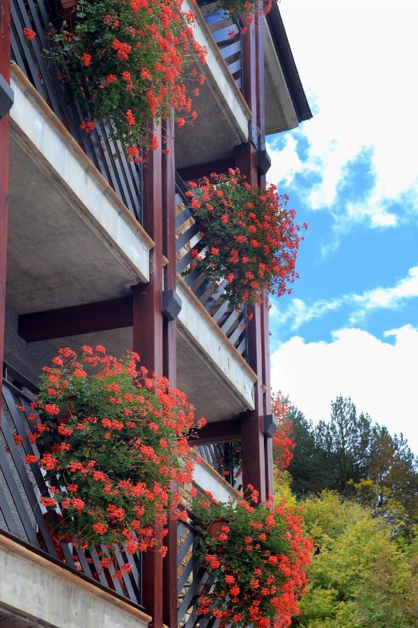 Vista Arinsal Apartments Exterior photo