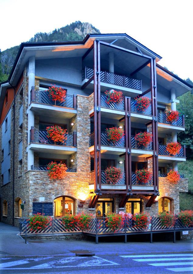 Vista Arinsal Apartments Exterior photo